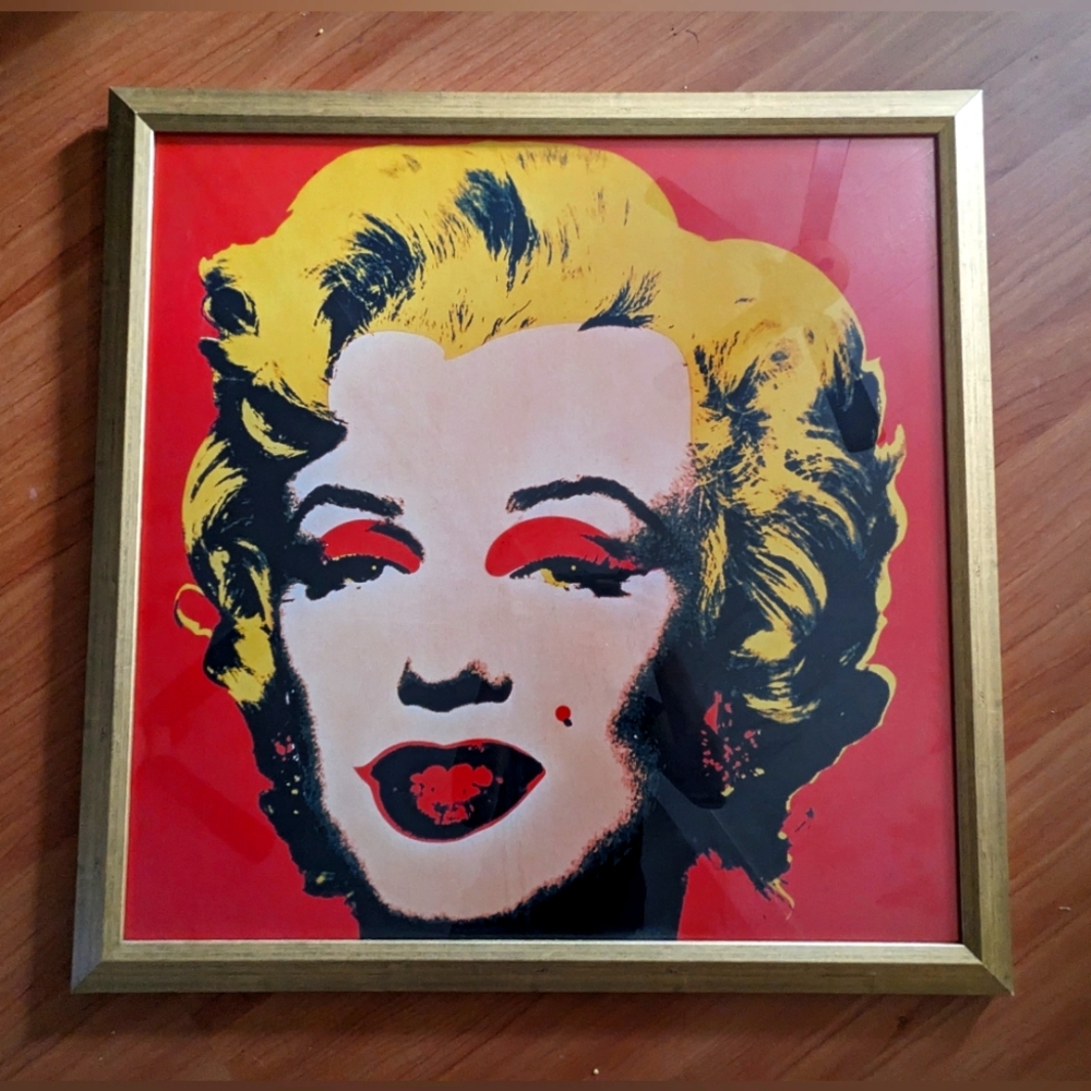 Who Loves Marilyn?